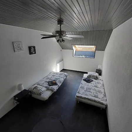 Apartment Calme, Cosy, Proche De Tout, 4½ Pieces Saint-Maurice